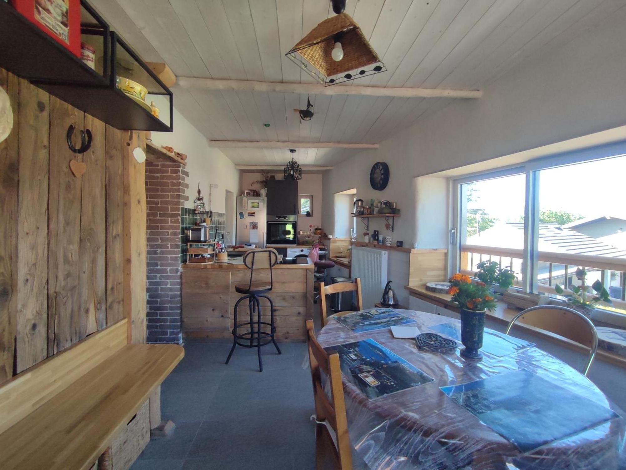 Homestay Atypique 2 Pers 200m Du *